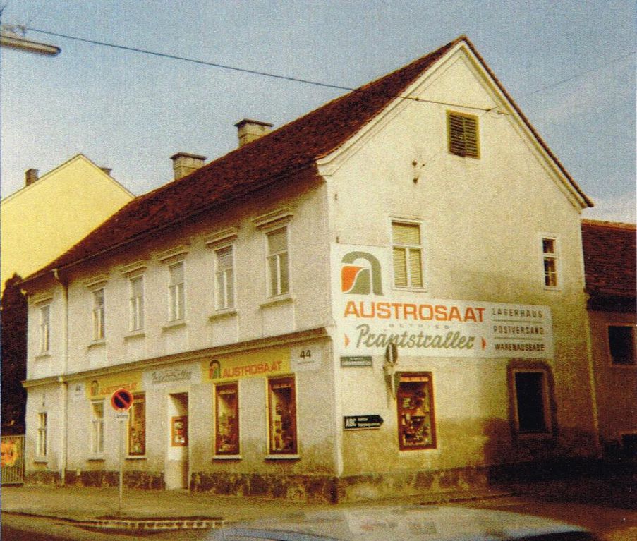 Datei:Graz andritzer reichstraße 44 Okt 1984.jpg