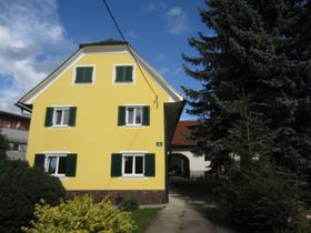Bauernhaus und Wirtschaftsgebäude - Laukhardt 2011
