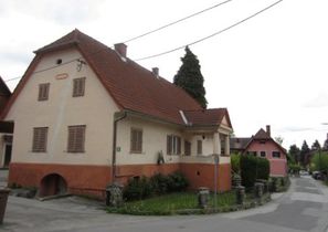 Der Hof von Südwesten (Laukhardt) - 2010
