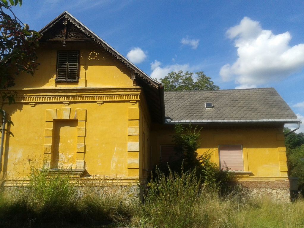 Datei:Gaisbergweg 6, Front.jpg